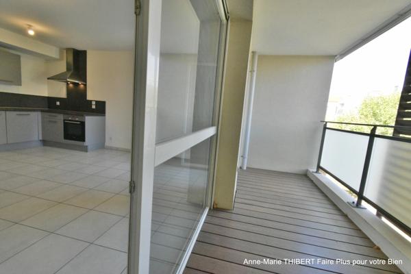 Appartement à vendre 3 pièces LYON 8EME ARRONDISSEMENT (69) avec grand garage
