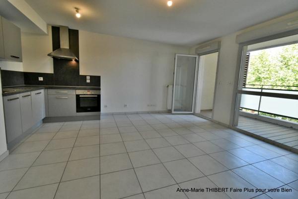 Appartement à vendre 3 pièces LYON 8EME ARRONDISSEMENT (69) avec grand garage