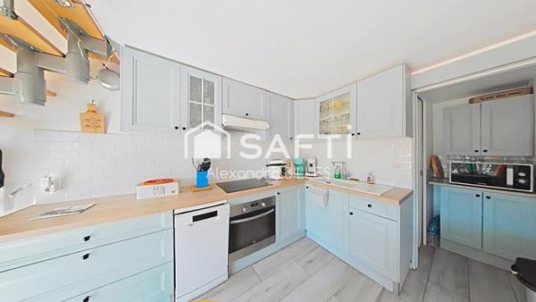 Maison T3 dans résidence avec piscine, place de parking privative