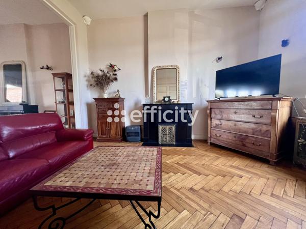 Maison 10 pièces - 330 m²