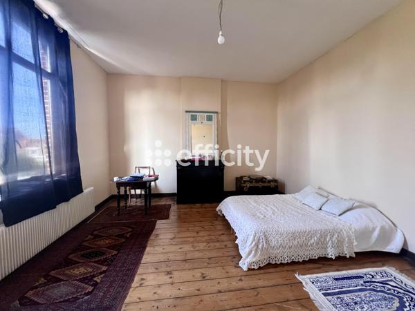 Maison 10 pièces - 330 m²