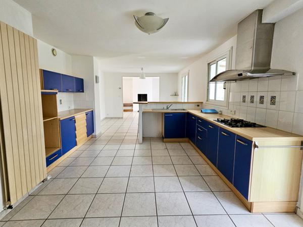 Buxerolles (86180) BUXEROLLES - QUARTIER PRISE - MAISON FAMILIALE 4 CHAMBRES