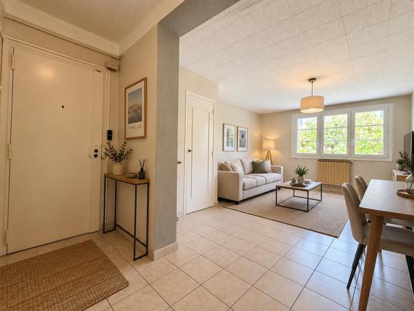 Appartement
         3 pièces
        - 58 m² Exclusivité 180 000 € *