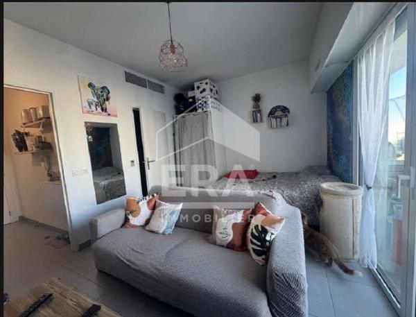 Hippodrome Beau Studio avec parking sous sol 