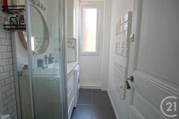 Appartement F2 à vendre  2 pièces - 37,91 m2 CHOISY LE ROI - 94