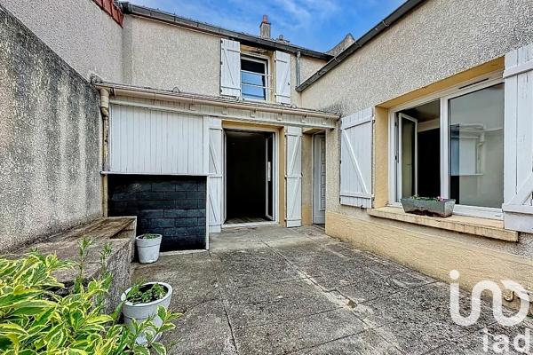Maison à vendre 4 pièces 82 m² Guignes