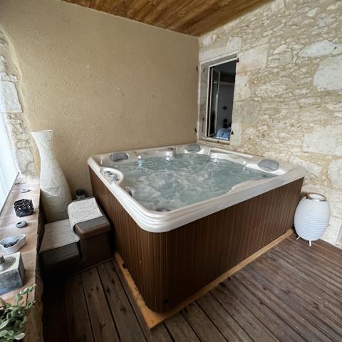 Mauvezin (32120) "Cottage" 240m² - 5 chambres - Piscine- Garage sur 1Ha8