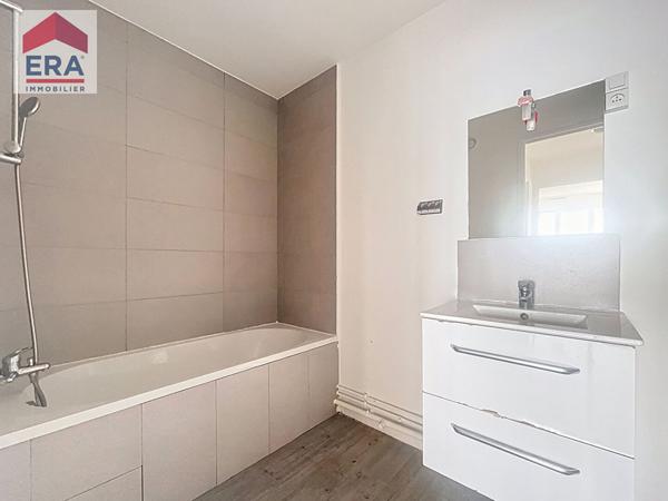 APPARTEMENT 3 PIECES - 66M² -2 BALCONS - VUE DEGAGEE