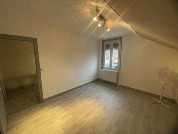 Location Maison 3 pièces 78 m2 à Saint-Quentin