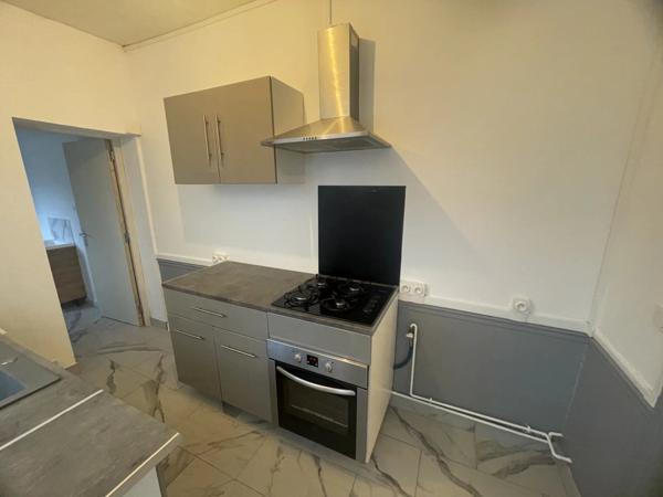 Location Maison 3 pièces 78 m2 à Saint-Quentin