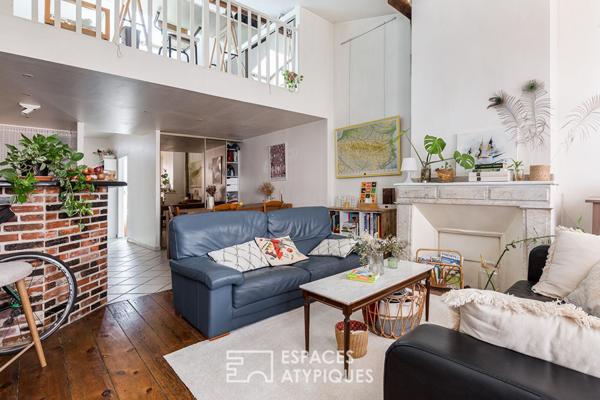 Duplex en dernier étage aux Carmes