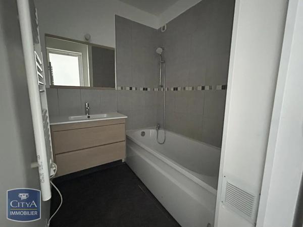 Appartement à louer 4 pièces 78m² Quetigny (21800)