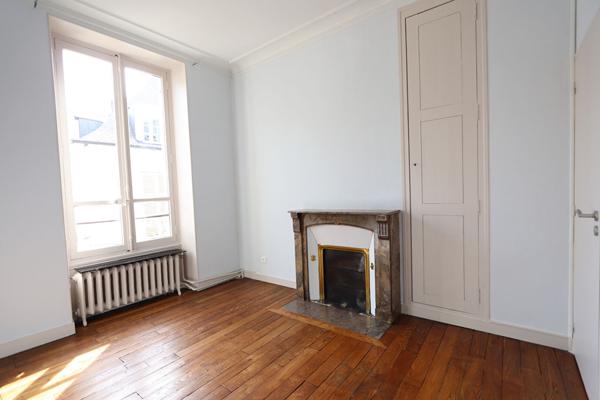 Proche place du Martroi - Appartement coup de coeur à Orleans 5 pièce(s) 100 m2