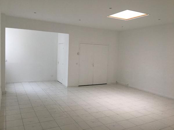 Location bureau Montreuil - 1 pièce(s) - 40 m² - 980 €/mois