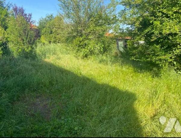 LE BOUSCAT 33110 - GIRONDE (33)

A proximité de l'hôpital suburbain, je vous propose cette tr...