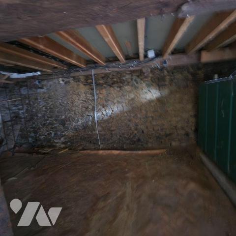 IDEAL pour primo-accédant ou investisseur, à vendre, dans le bourg de JAVRON LES CHAPELLES, pro...