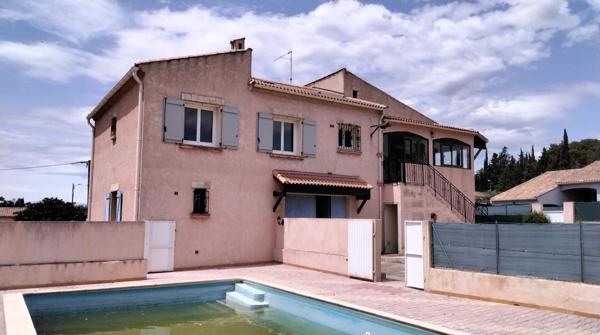 Villa 4 faces R+1 8pièces 170 m2, Garage, Parking, jardin, Piscine!!