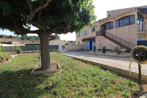 Villa 4 faces R+1 8pièces 170 m2, Garage, Parking, jardin, Piscine!!