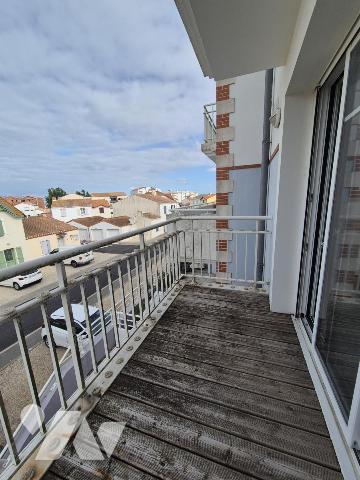 SAINT HILAIRE DE RIEZ T3 Duplex à 200 m de la plage et des commerces