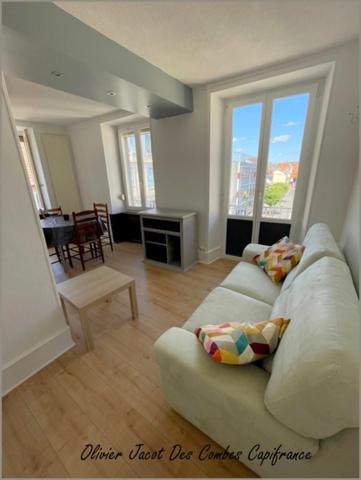 Dpt Doubs (25), à vendre MONTBELIARD appartement T4