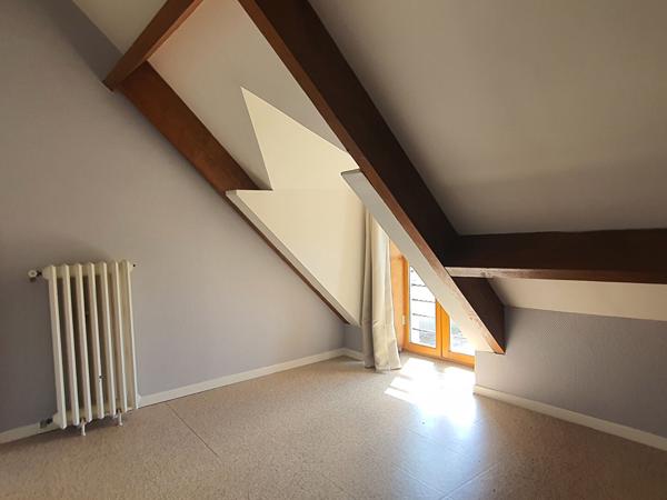 LONGÈRE RÉNOVÉE À VENDRE À SEIGY