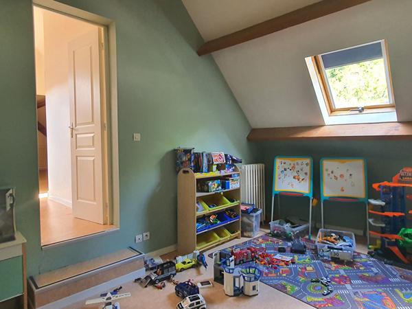 LONGÈRE RÉNOVÉE À VENDRE À SEIGY