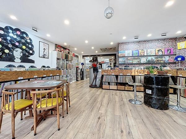 Local commercial idéalement placé à Lamorlaye