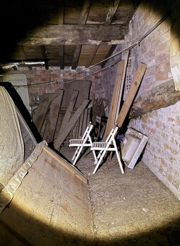 Immeuble à renover à vendre MONTLAUR (11) 282m2 environ avec terrain