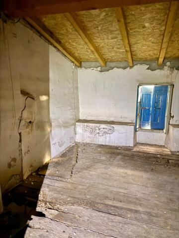 Immeuble à renover à vendre MONTLAUR (11) 282m2 environ avec terrain