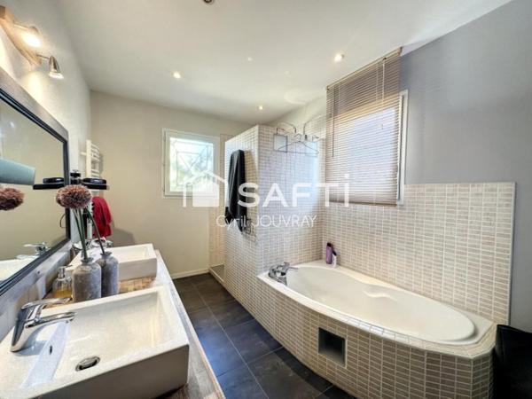 VUE MAGNIFIQUE !!! Maison 140 M2 sur les hauteurs à 10 minutes de MONTAUBAN