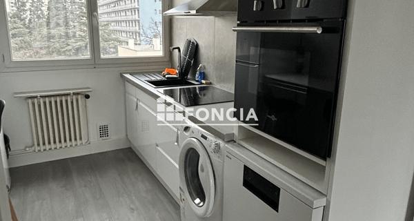 Location Appartement meublé 3 pièces 60 m² - Saint-étienne 42100