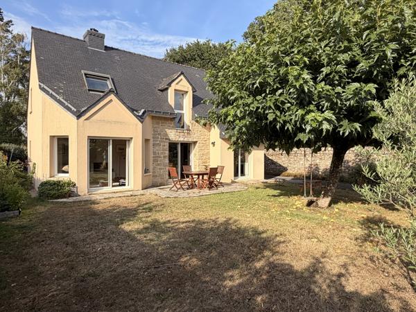 Maison familiale rénovée à Séné – 150 m² – 5 chambres – Double garage – À 5 min du port de Vannes