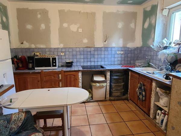 Maison spacieuse pompe à chaleur panneaux solaires