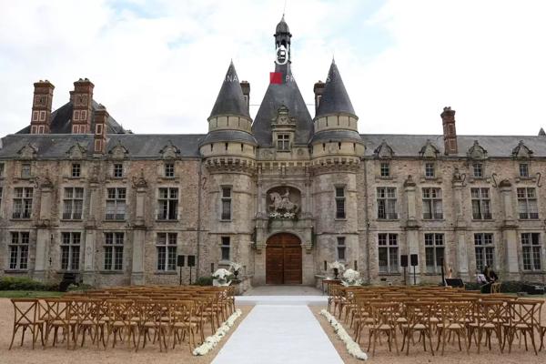 Un château alliant prestige et élégance entre Paris et Chartres