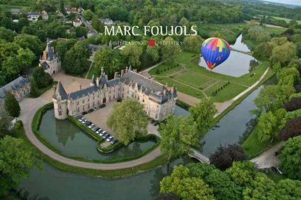 Un château alliant prestige et élégance entre Paris et Chartres