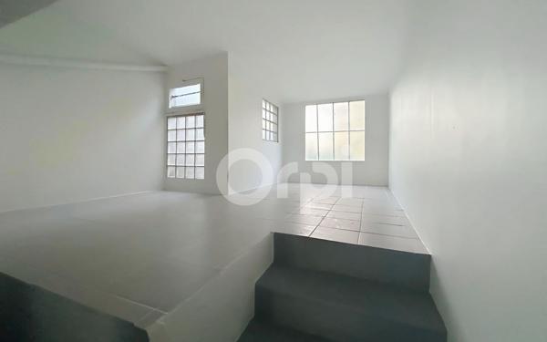 Immeuble à vendre    5 pièces • 118 m2 Terrasson-Lavilledieu