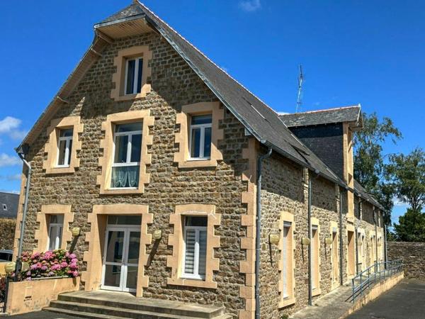 Appartement  2 pièces 36 m2  avec parking privatif en centre ville