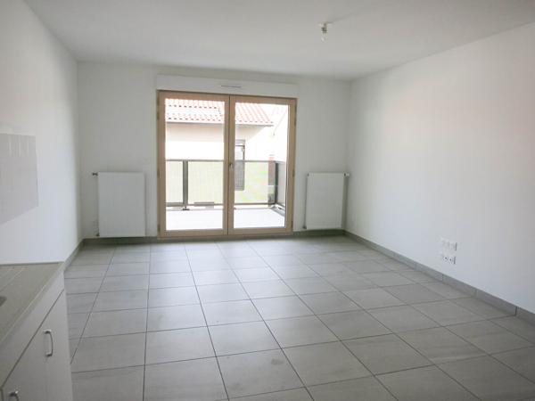 Villeurbanne /Appartement 3 pièces 54.68 m2 avec balcon + garage