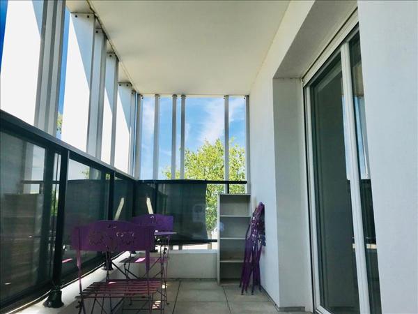 Appartement à louer 694 € CC CENON 2 p 42 m² DPE C