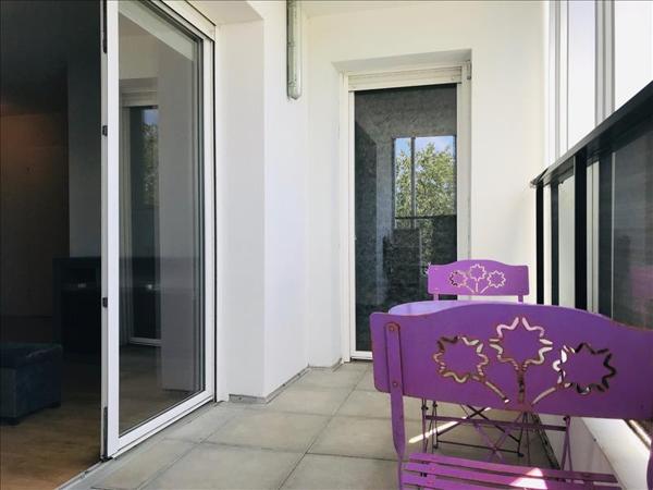 Appartement à louer 694 € CC CENON 2 p 42 m² DPE C