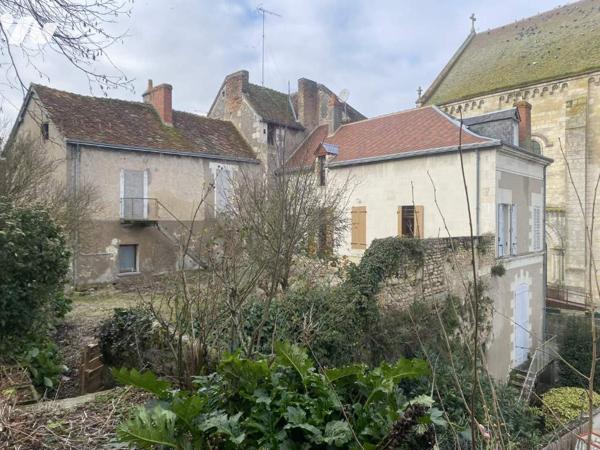 Centre ville, un bel ensemble immobilier composé de deux maisons d'habitation