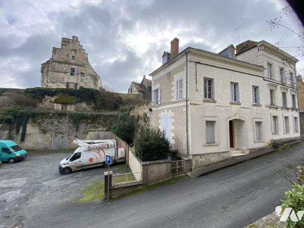 Centre ville, un bel ensemble immobilier composé de deux maisons d'habitation