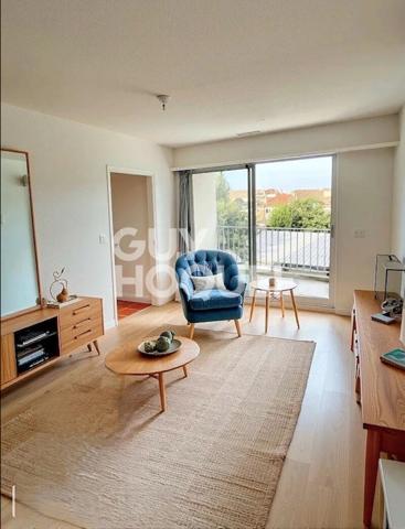 Appartement Bordeaux Nansouty 2 pièce(s) 38 m2 avec cave.