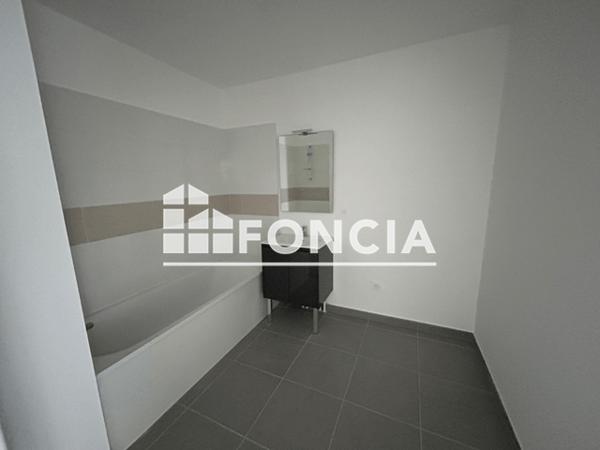 Location Appartement 3 pièces 62.56 m² - 2 RUE DES PLATANES Rouen 76100