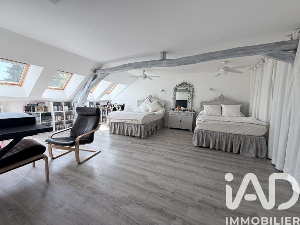 Maison à vendre 7 pièces 203 m² Montholon