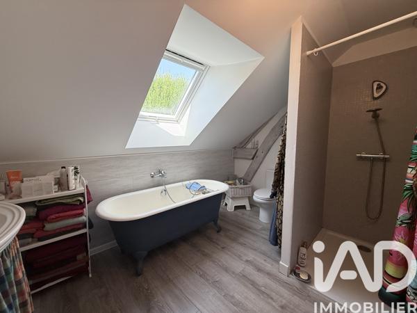 Maison à vendre 7 pièces 203 m² Montholon