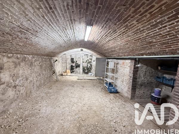 Maison à vendre 7 pièces 203 m² Montholon
