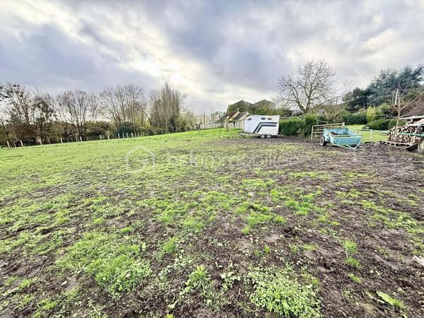 Terrain de 1 002 m²