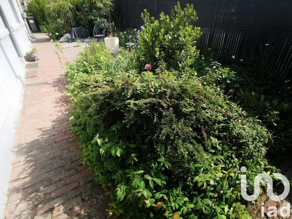 Maison 10 pièces de 180 m² à Sains-en-Gohelle (62114)