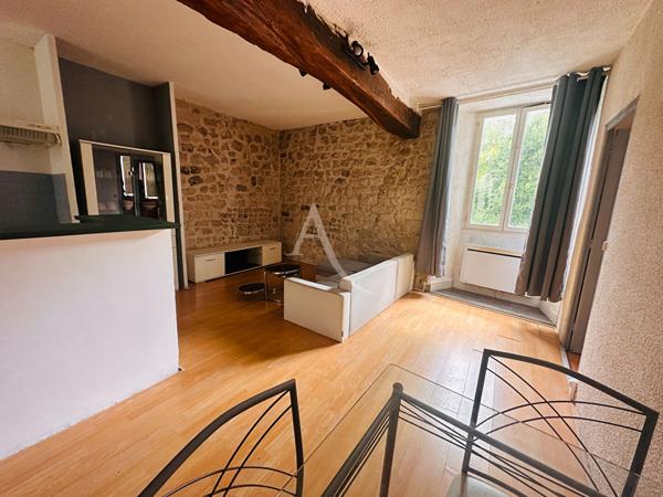Immeuble de caractère sur la Rive Gauche de Saintes 9 pièce(s) 230 m2